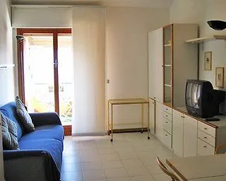 Διαμέρισμα 23 Portofino Est