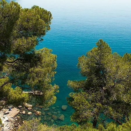 23 Portofino Est